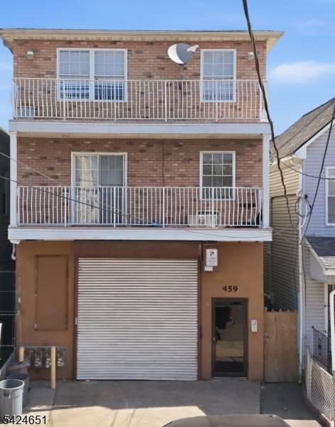 459 Fulton St, Elizabeth City, NJ 07206