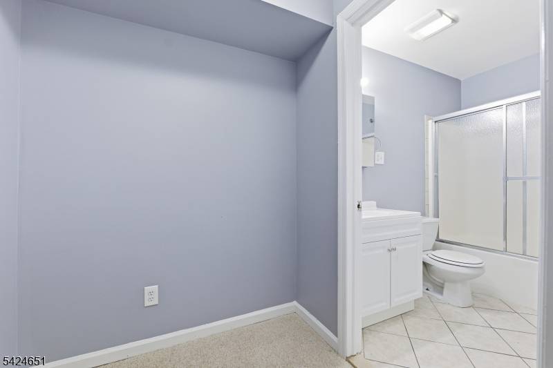 459 Fulton St, Elizabeth City, NJ 07206