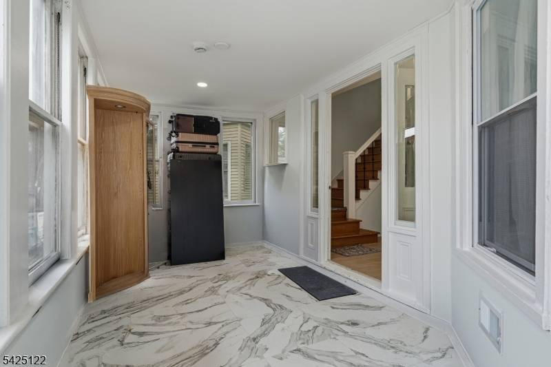 287 Crooks Ave, Clifton City, NJ 07011