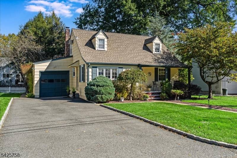 20 Remington Rd, Fair Lawn Boro, NJ 07410