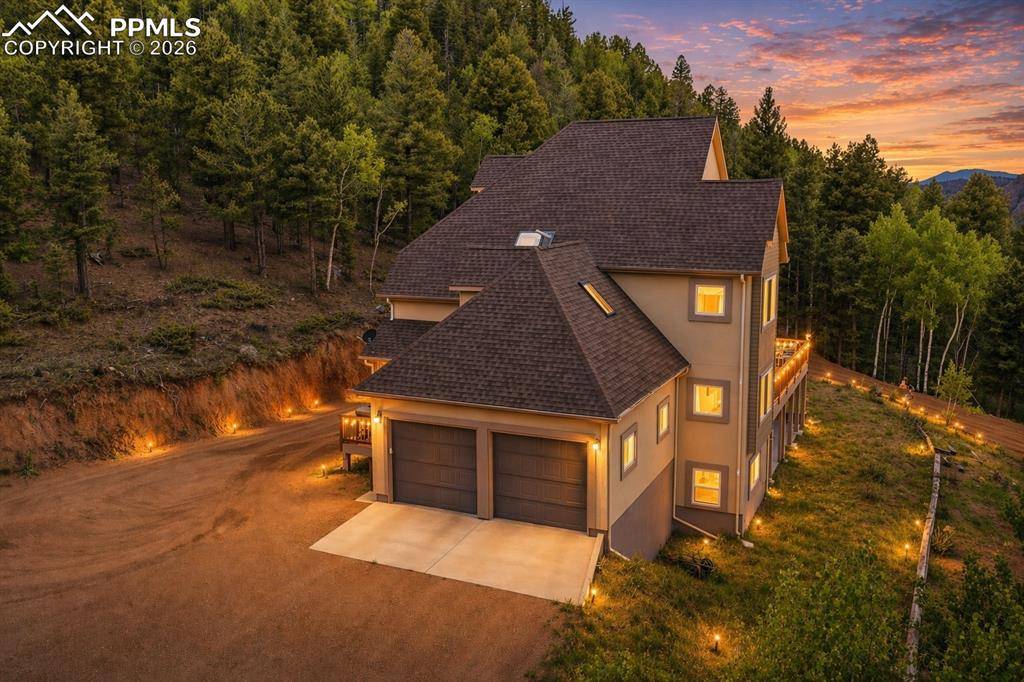 1522 Monarch DR, Cripple Creek, CO 80813