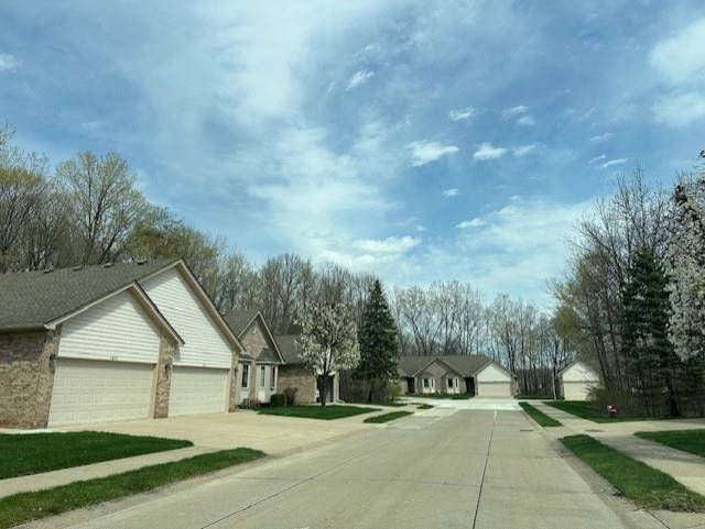 13871 Elmbrook DR, Shelby Twp, MI 48315