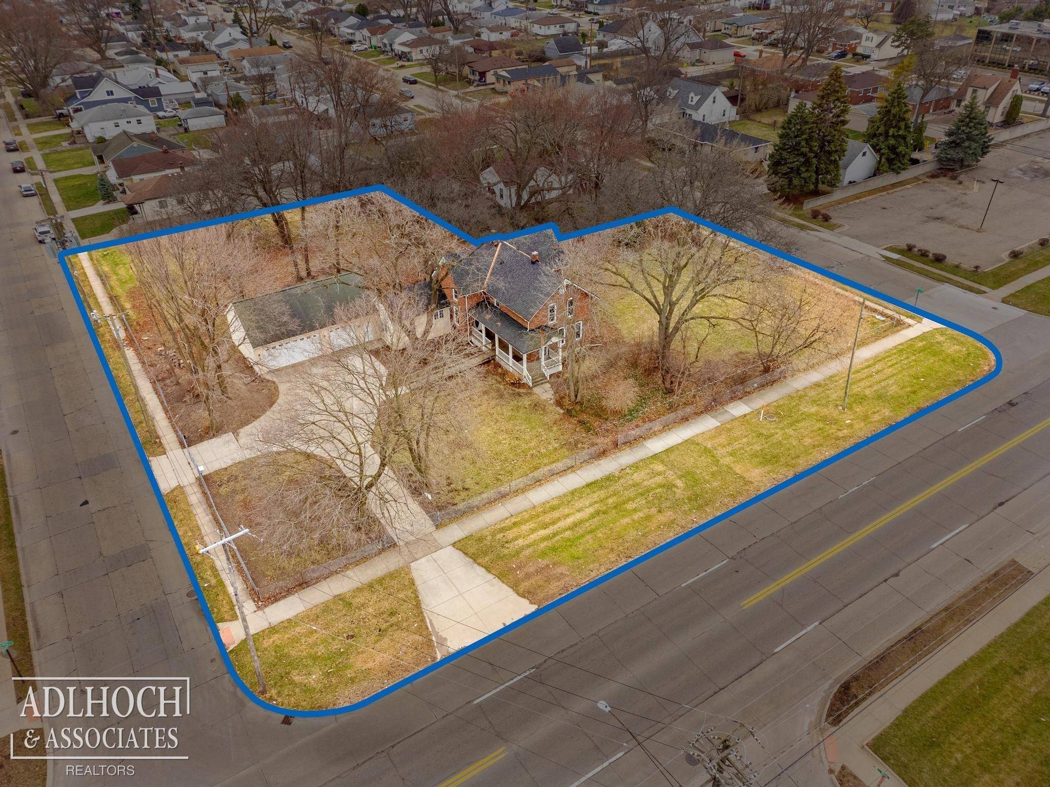 17526 E 10 Mile RD, Eastpointe, MI 48021