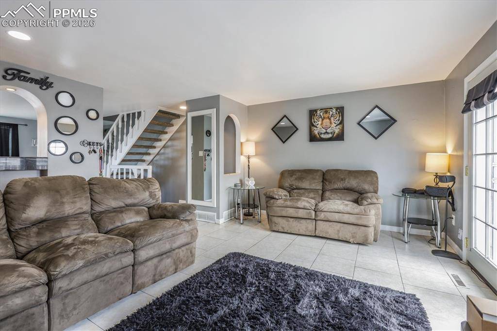 13937 E Bails PL, Aurora, CO 80012