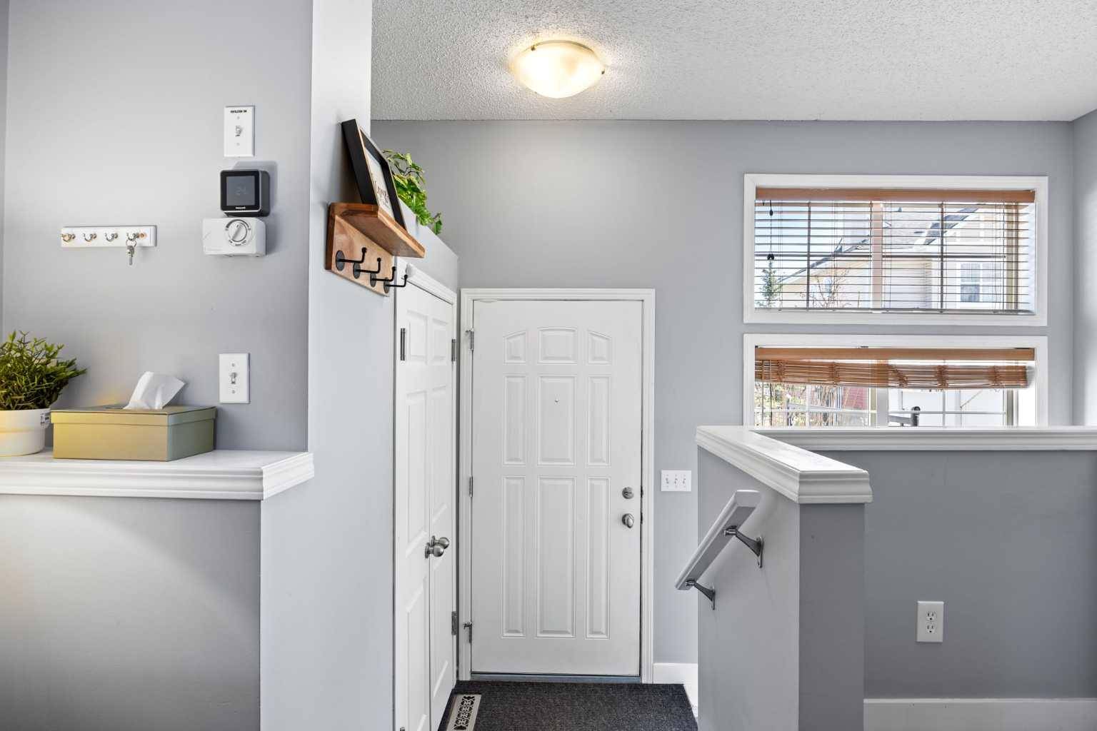 3065 New Brighton GDNS SE, Calgary, AB T2Z 0A4