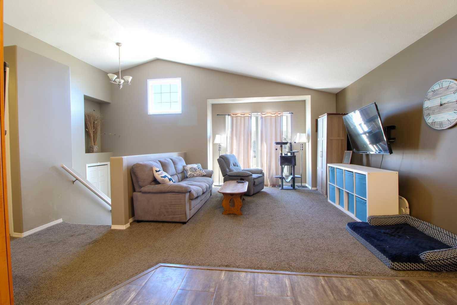 3318 44A AVE, Lloydminster, SK S9V1T5