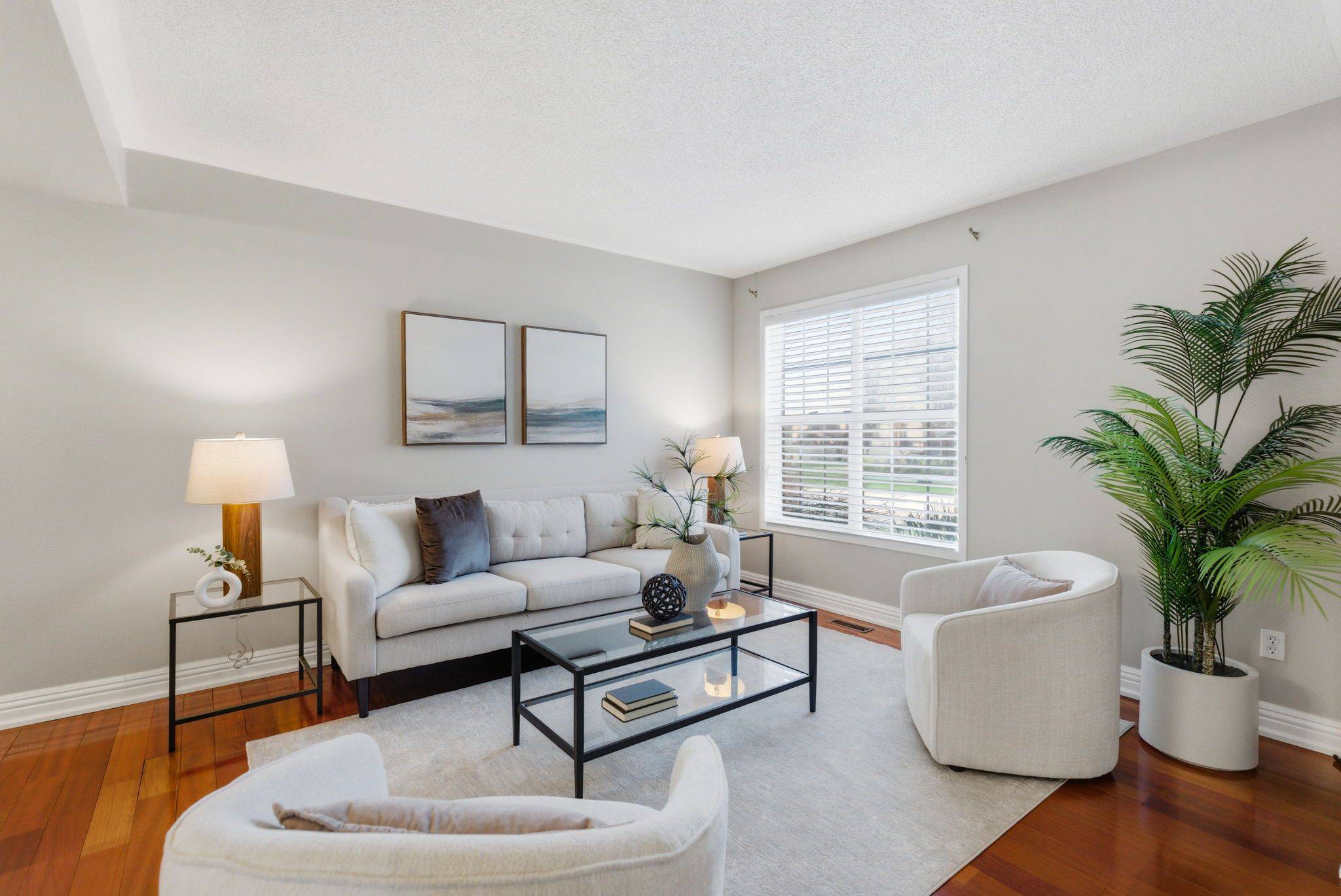 20 Twin Streams RD, Whitby, ON L1P 1N9