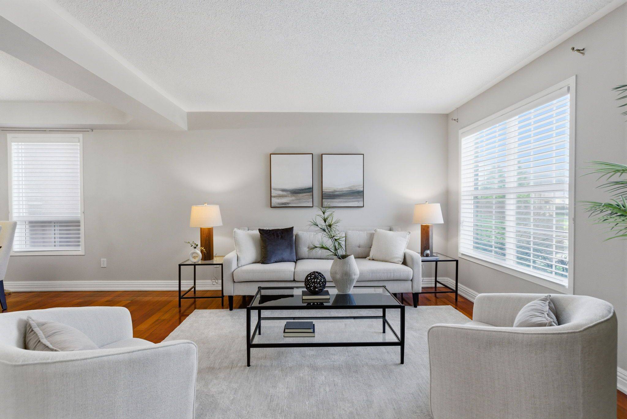 20 Twin Streams RD, Whitby, ON L1P 1N9