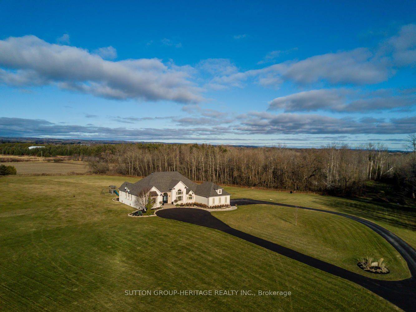 2100 Taunton RD, Clarington, ON L0B 1J0