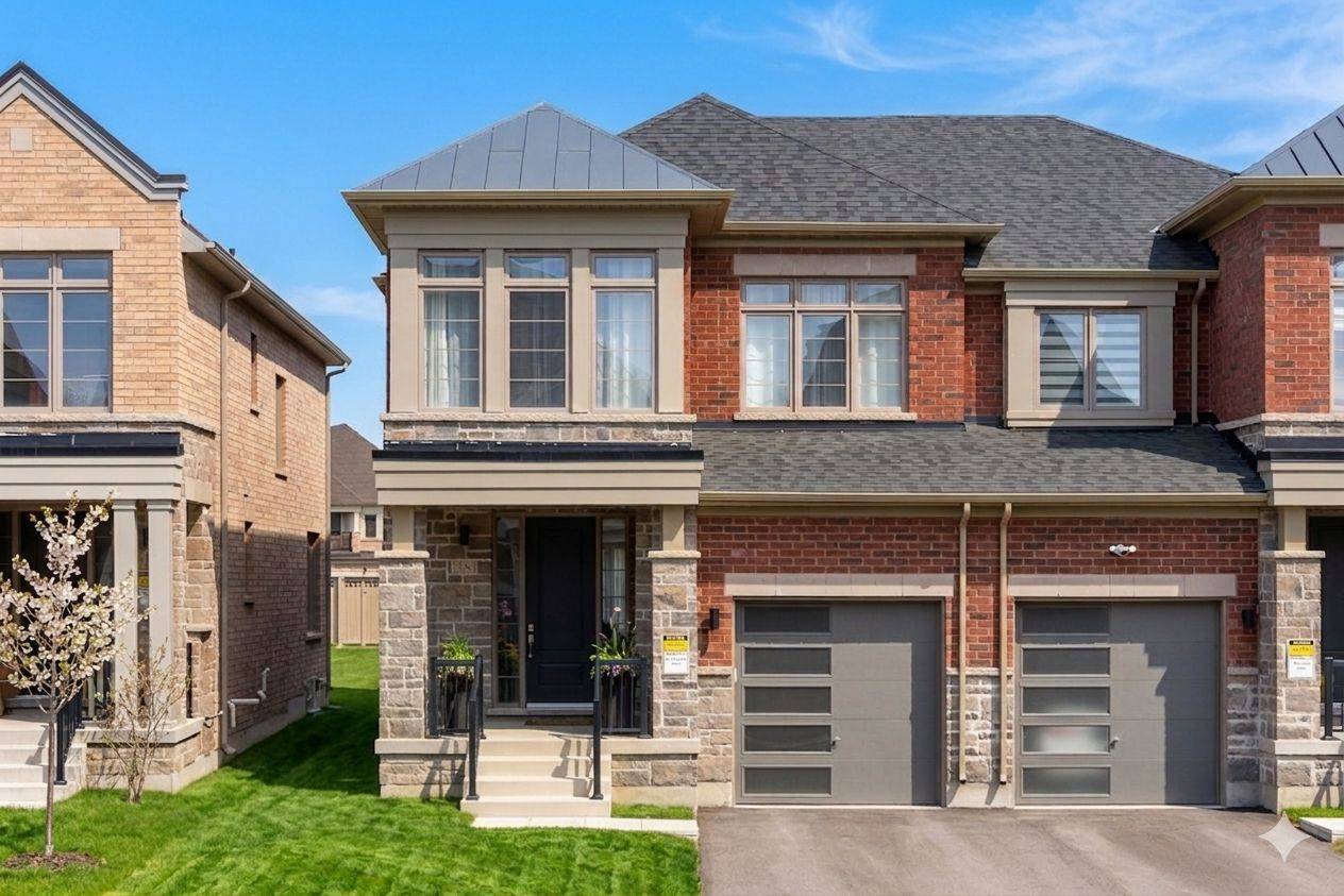 15 Lazarette LN, East Gwillimbury, ON L9N 0V6