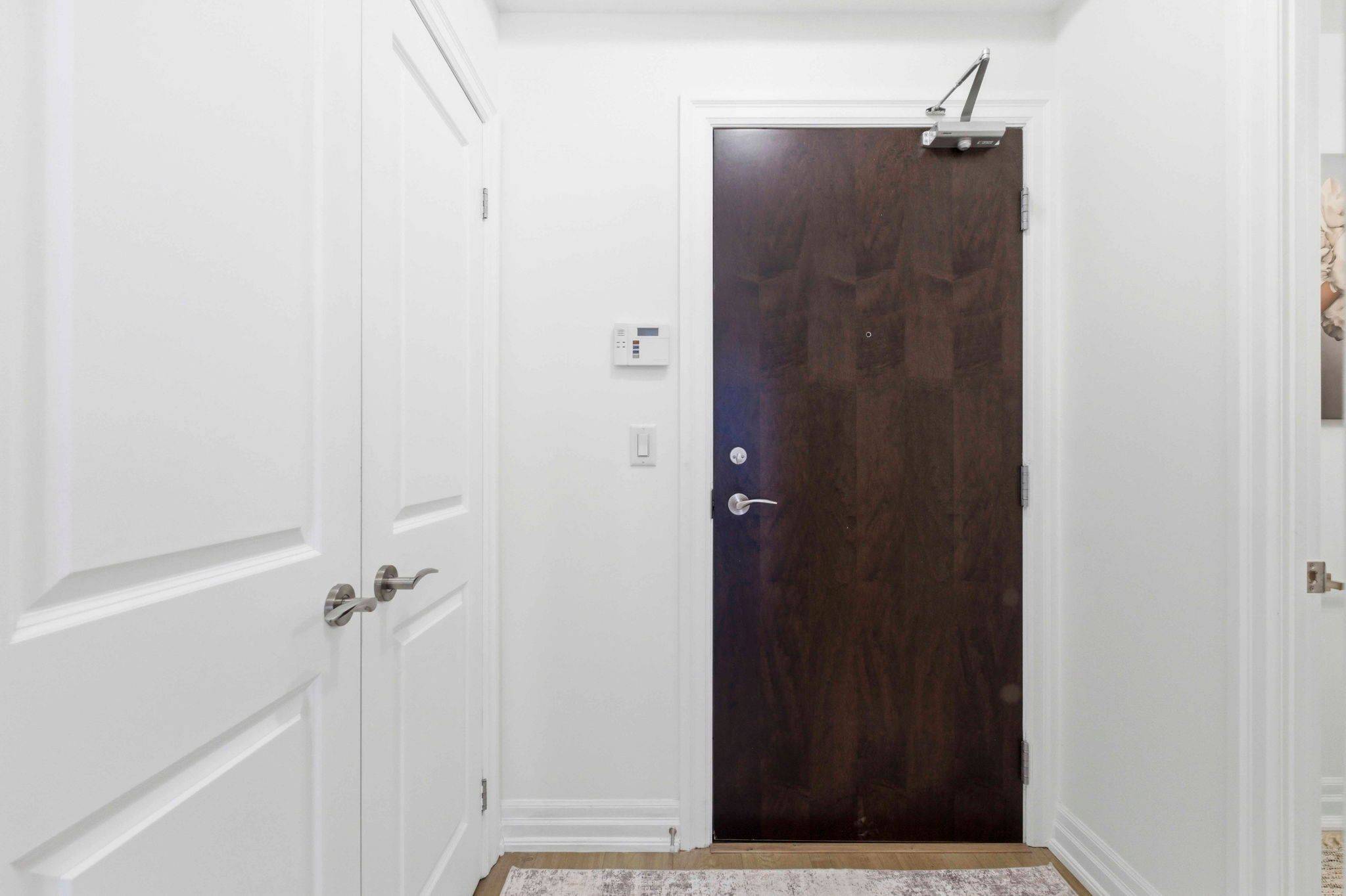 180 John West WAY #209, Aurora, ON L4G 0R3