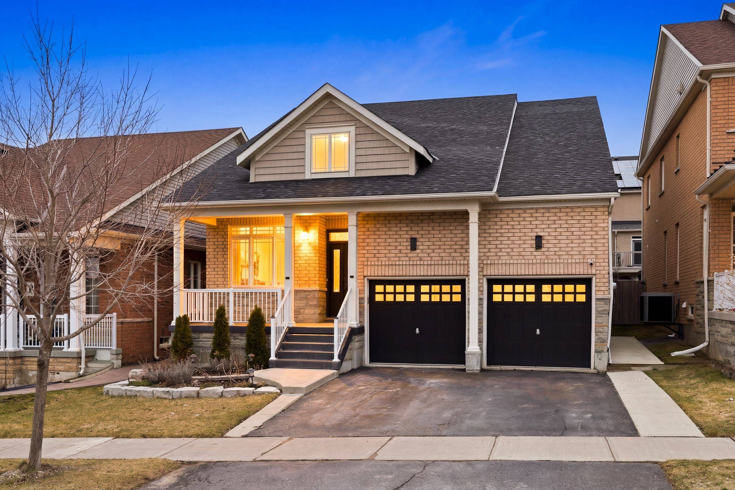 43 Milligan ST, Bradford West Gwillimbury, ON L3Z 0A5