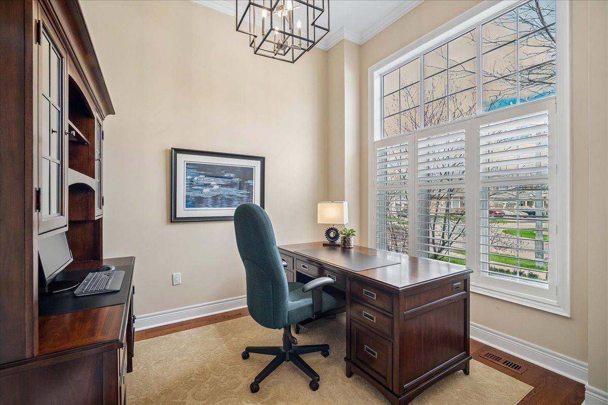 3400 Liptay AVE, Oakville, ON L6M 0M8