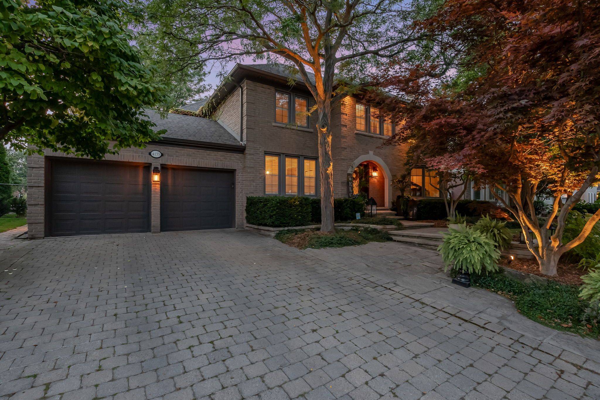 4133 Millcroft Park DR, Burlington, ON L7M 3V1