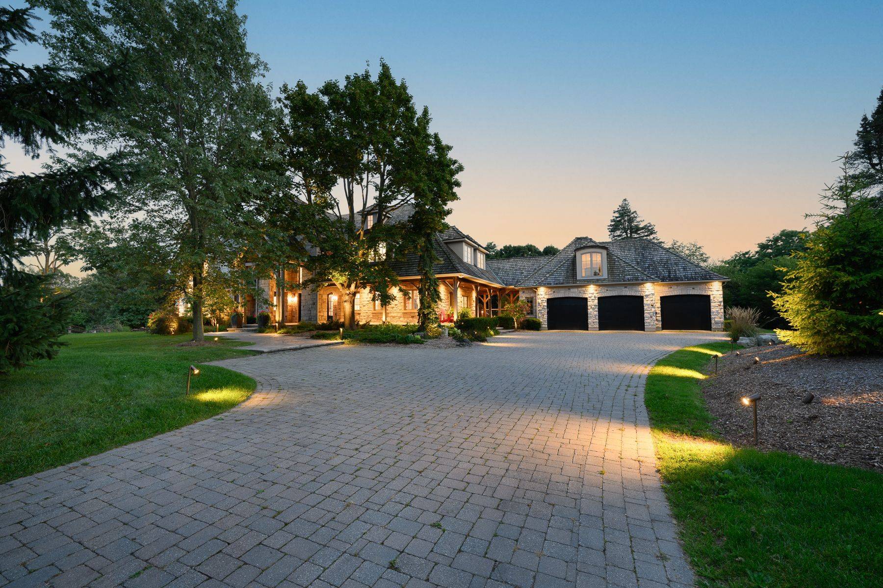 2376 8 SIDEROAD N/A, Burlington, ON L7P 0E6