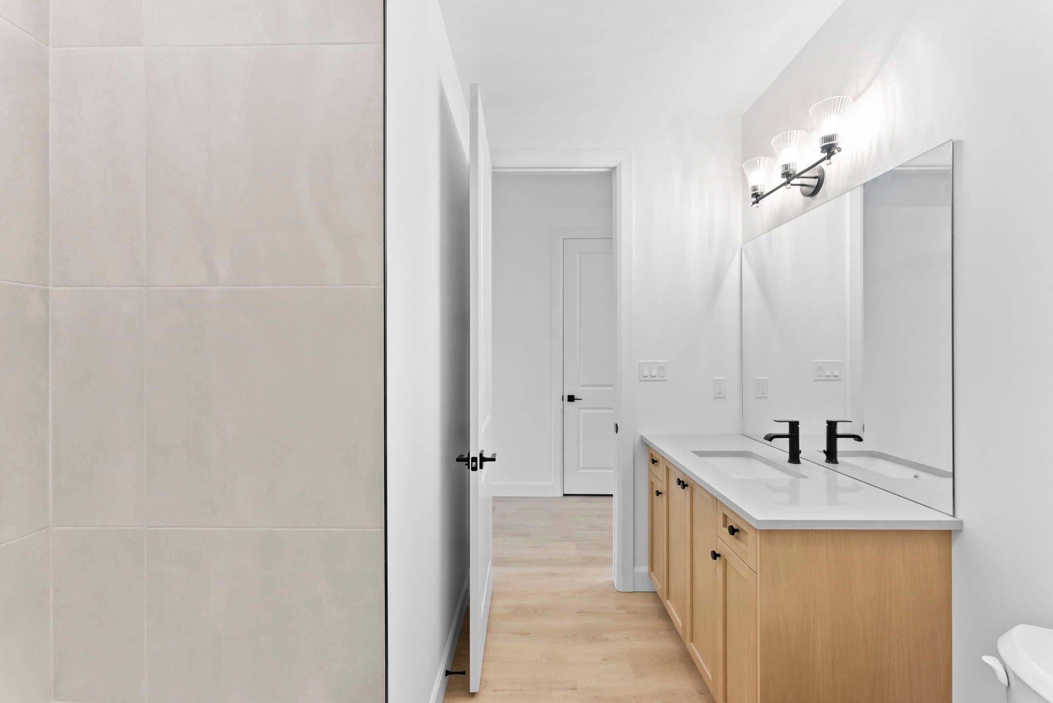 94 Coastal CRES #9, Lambton Shores, ON N0M 1T0