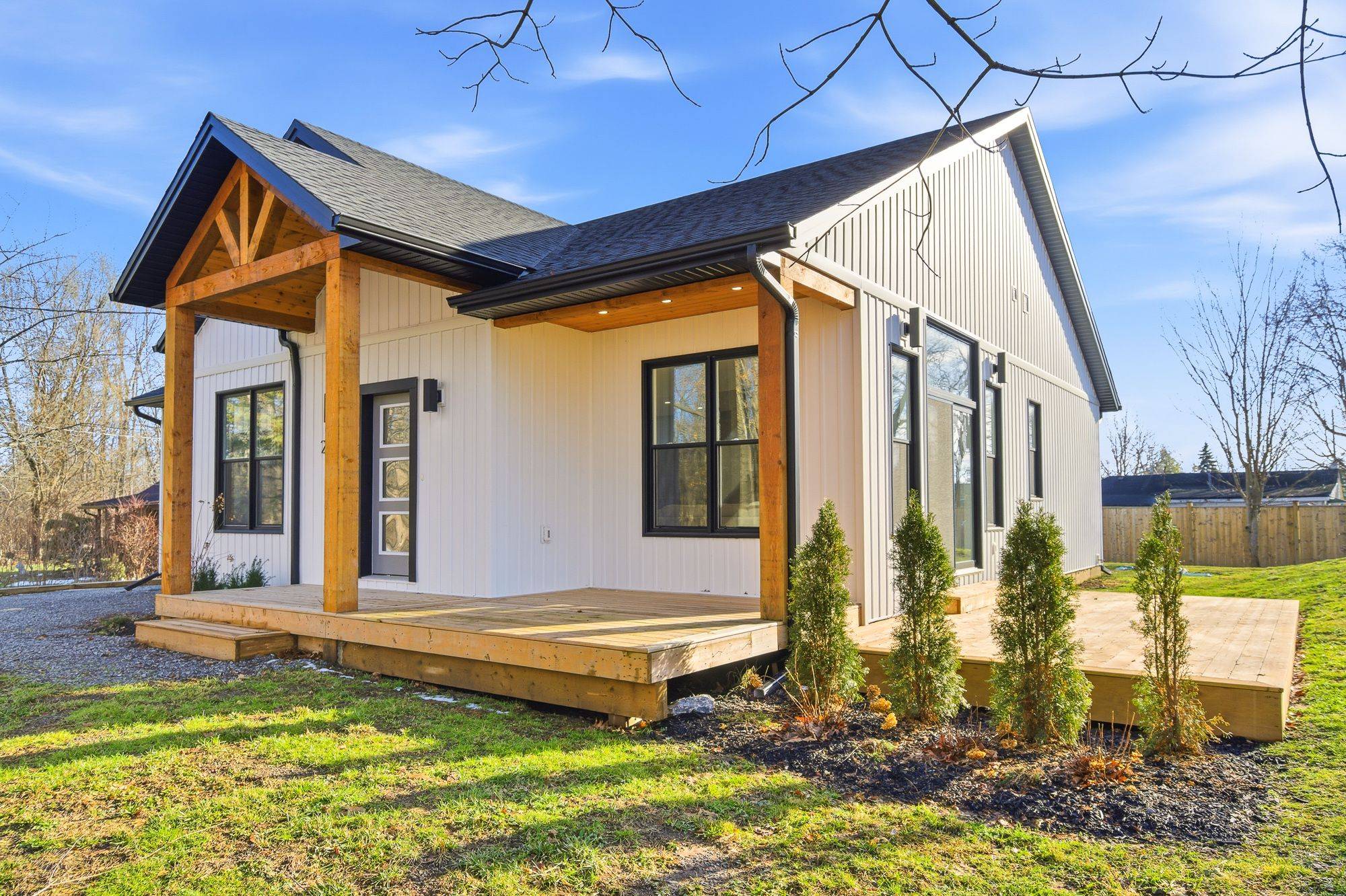 2365 Cross ST, Fort Erie, ON L0S 1N0