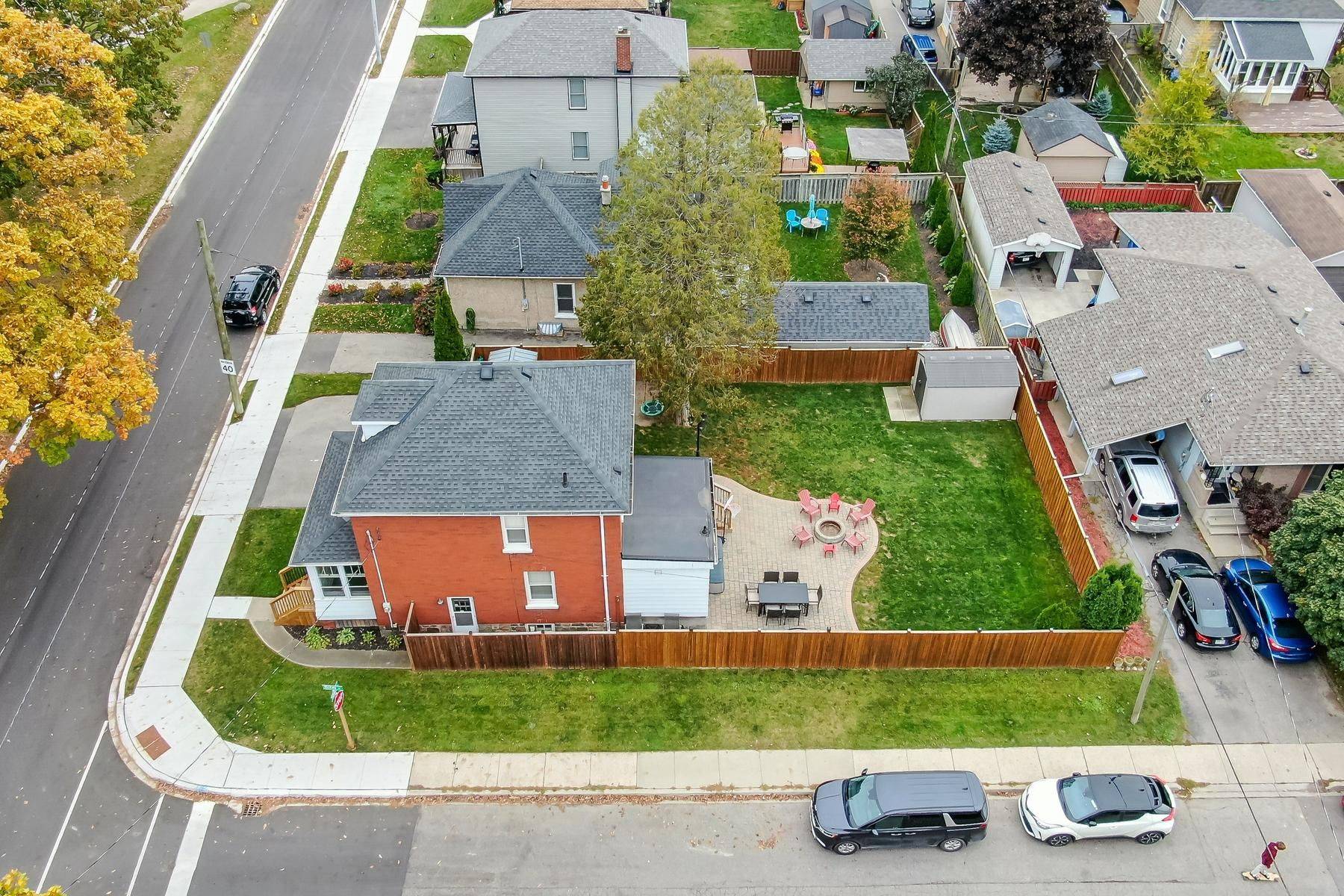 47 South ST, Cambridge, ON N1R 2N7