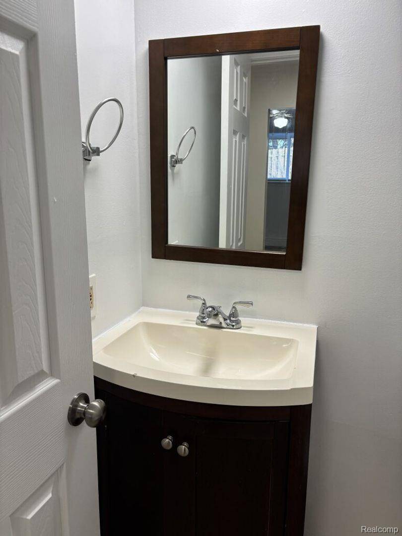 620 John Anderson CT #628-28, Monroe, MI 48162