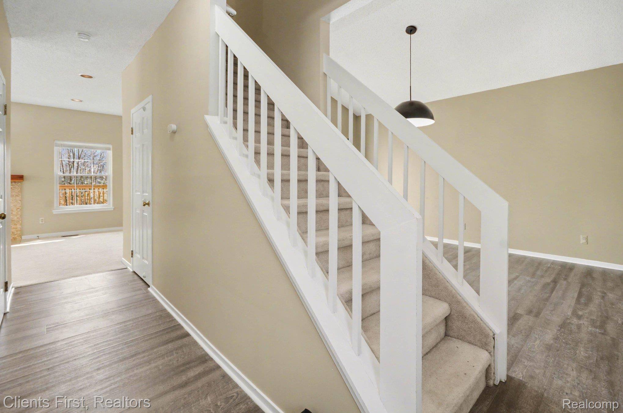 41450 Cornell DR, Novi, MI 48377