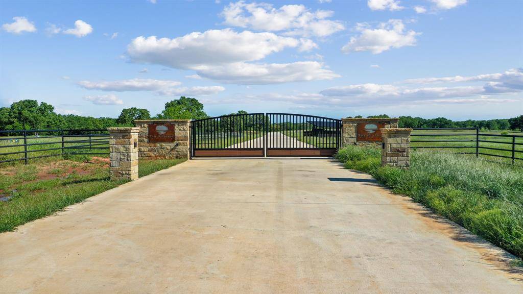 3056 Creekwood Terrace, Poolville, TX 76487