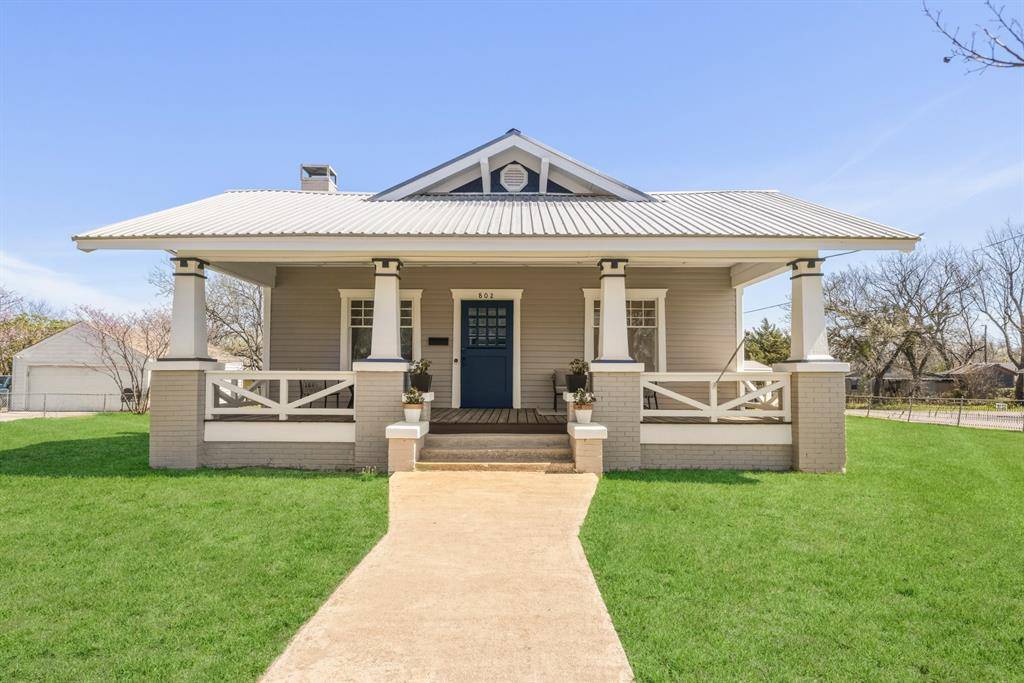 802 N Church Street, Decatur, TX 76234