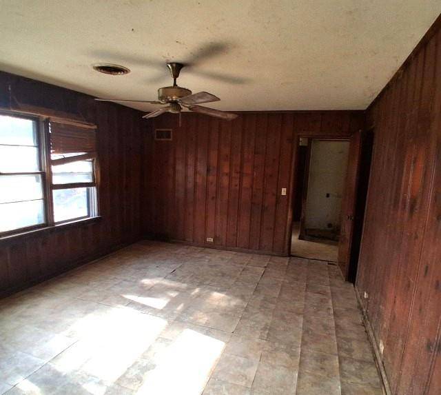 501 W Terrell Avenue, Cooper, TX 75432