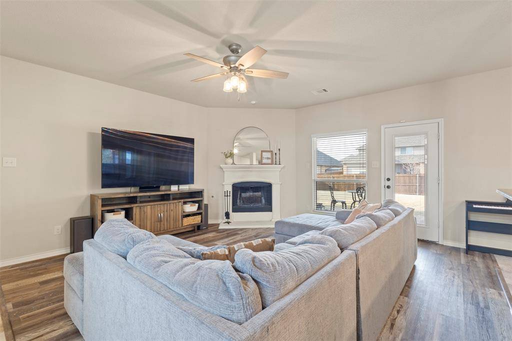 1320 White Water Lane, Rockwall, TX 75087