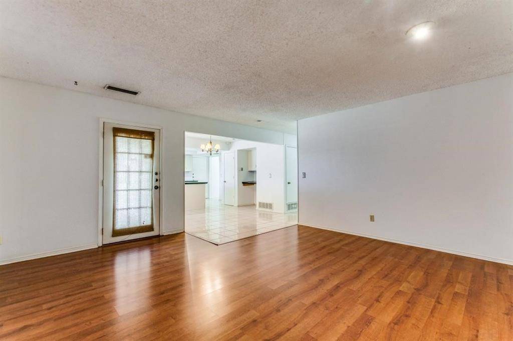 1919 J J Pearce Drive, Richardson, TX 75081