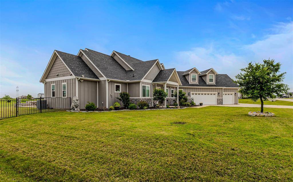 2130 Providence Way, Nevada, TX 75173