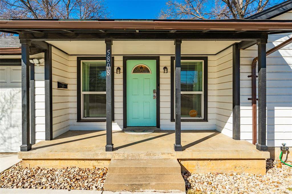 5808 Locke Avenue, Fort Worth, TX 76107