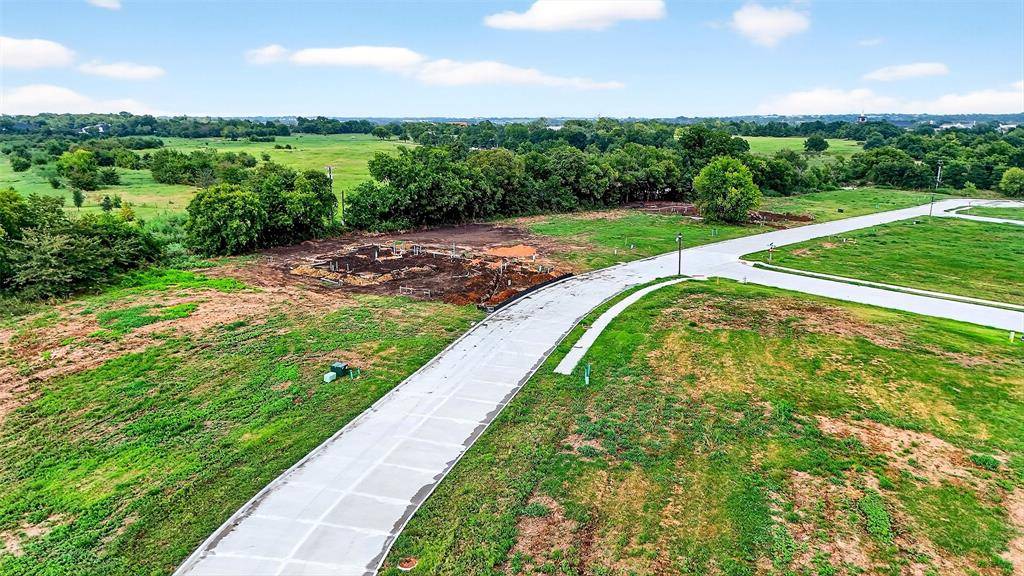 1708 Heritage Knoll Drive, Sherman, TX 75092