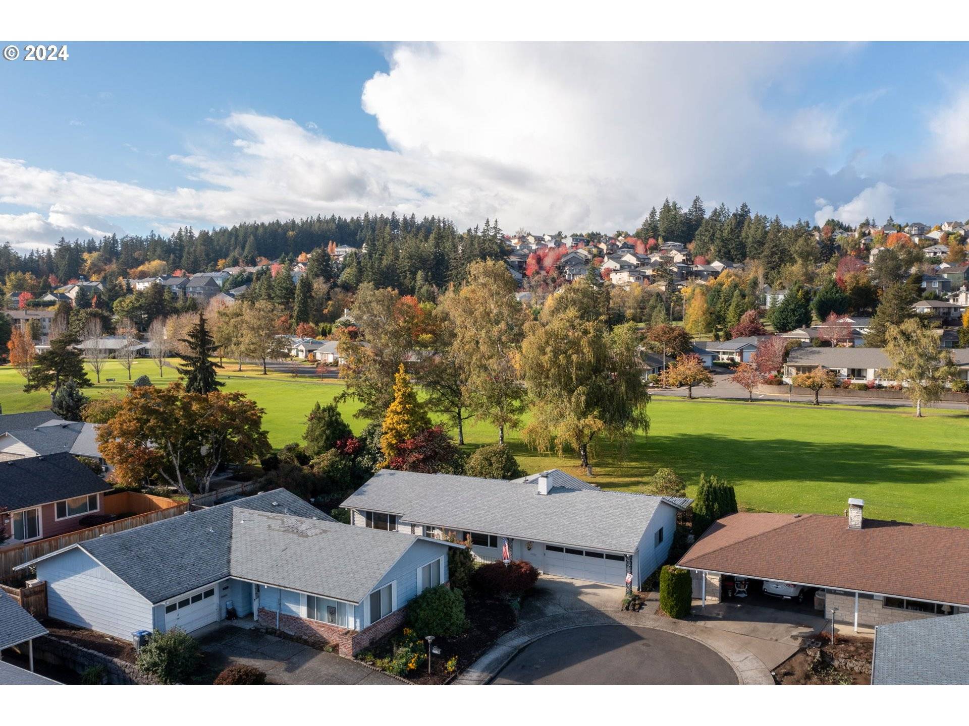 15775 SW QUEEN VICTORIA PL, Portland, OR 97224