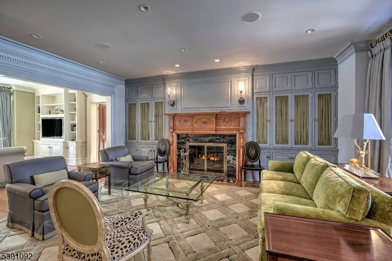 156 Overleigh Rd, Bernardsville Boro, NJ 07924