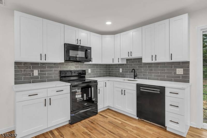 55 Orchard Dr, Vernon Twp., NJ 07462