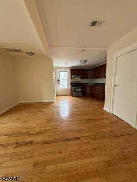 219 Renner Ave, Newark City, NJ 07112