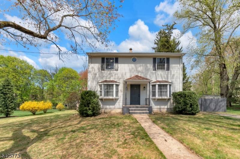 9 Longview Ave, Randolph Twp., NJ 07869