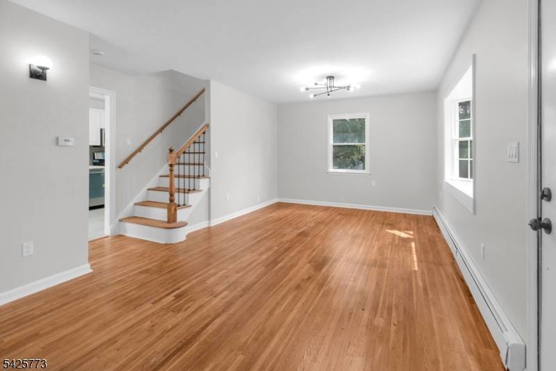 9 Longview Ave, Randolph Twp., NJ 07869