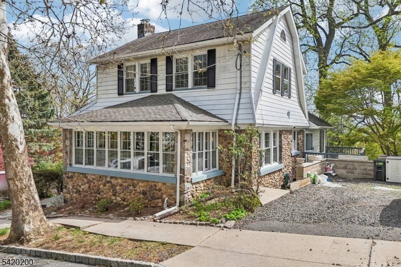 16 Jones Pl, West Orange Twp., NJ 07052