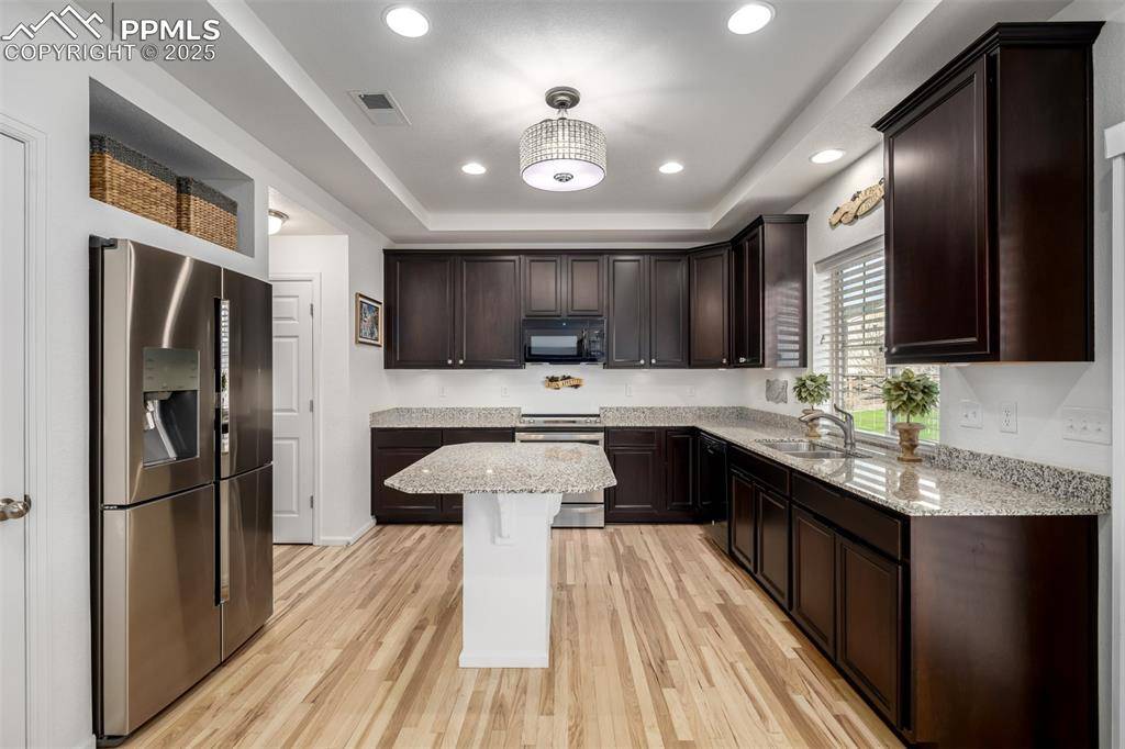 7317 Weatherwood DR, Colorado Springs, CO 80927