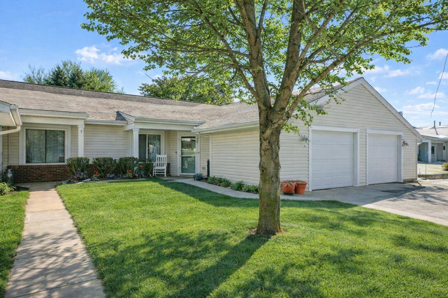 7132 E Cannon Place DR NE, Cannon Twp, MI 49341