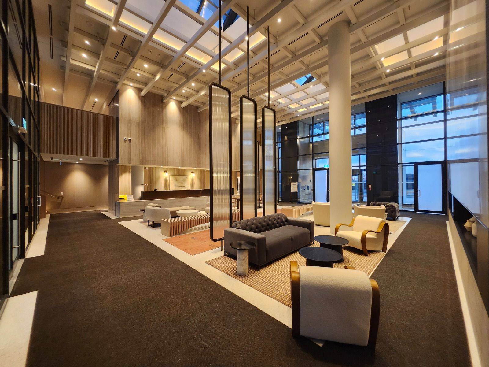 195 Commerce ST #3315, Vaughan, ON L4K 0P9