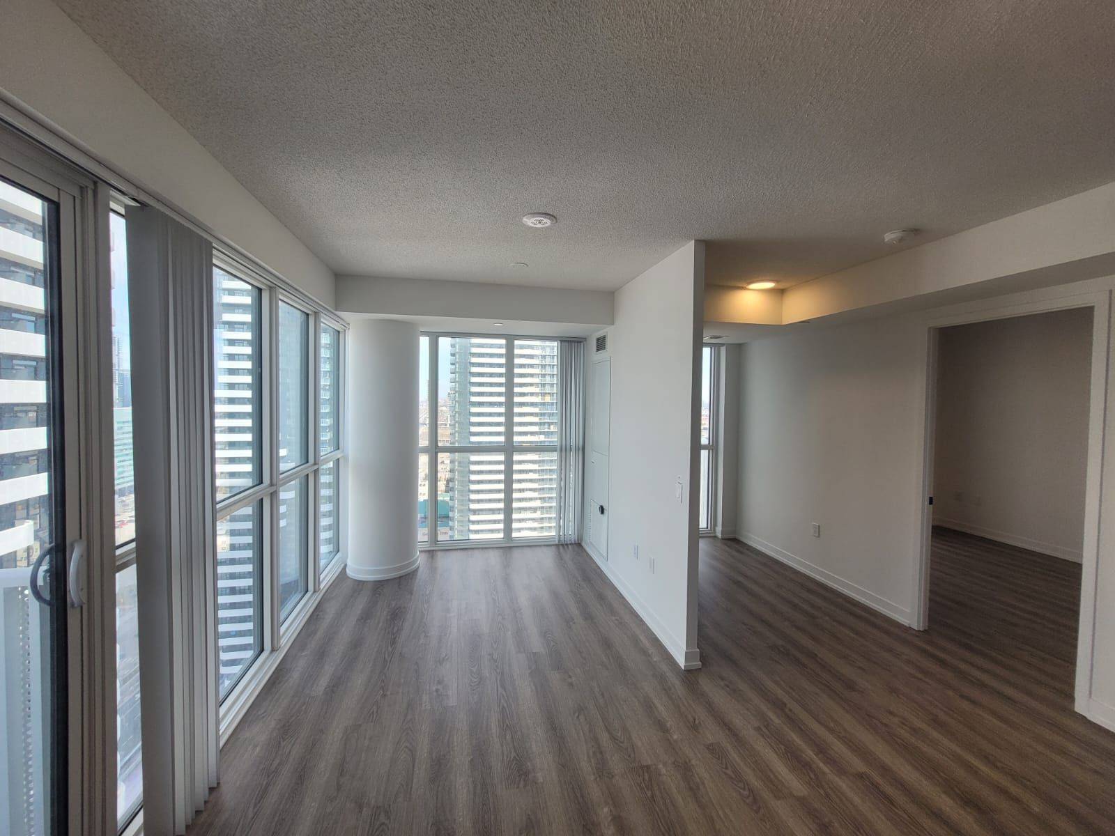 195 Commerce ST #3315, Vaughan, ON L4K 0P9