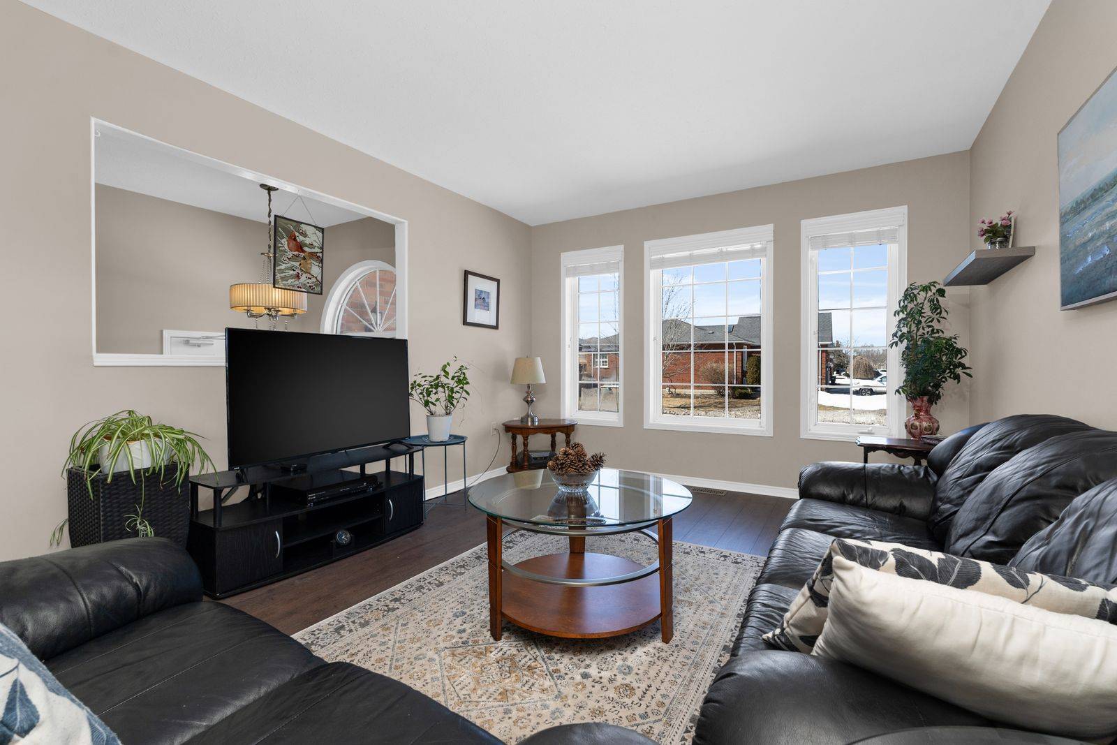 67 Forest Dale DR, Barrie, ON L4M 6M9