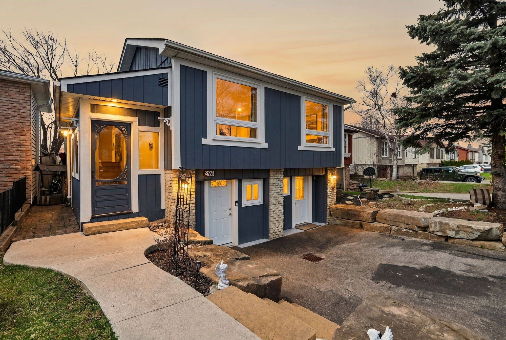 296 Whitehead CRES, Caledon, ON L7E 3Y1