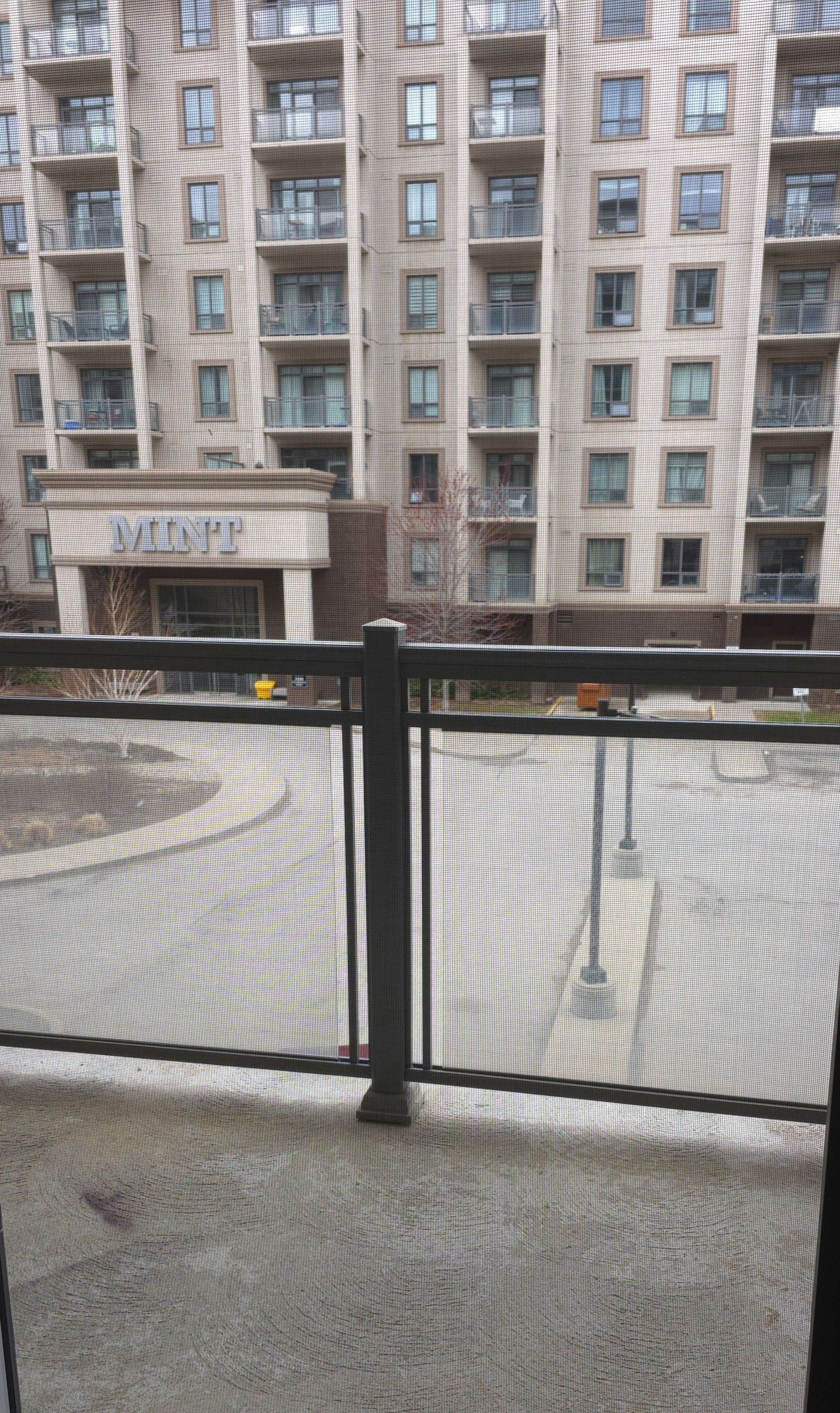 2486 Old Bronte RD NE #202, Oakville, ON L6M 4J2