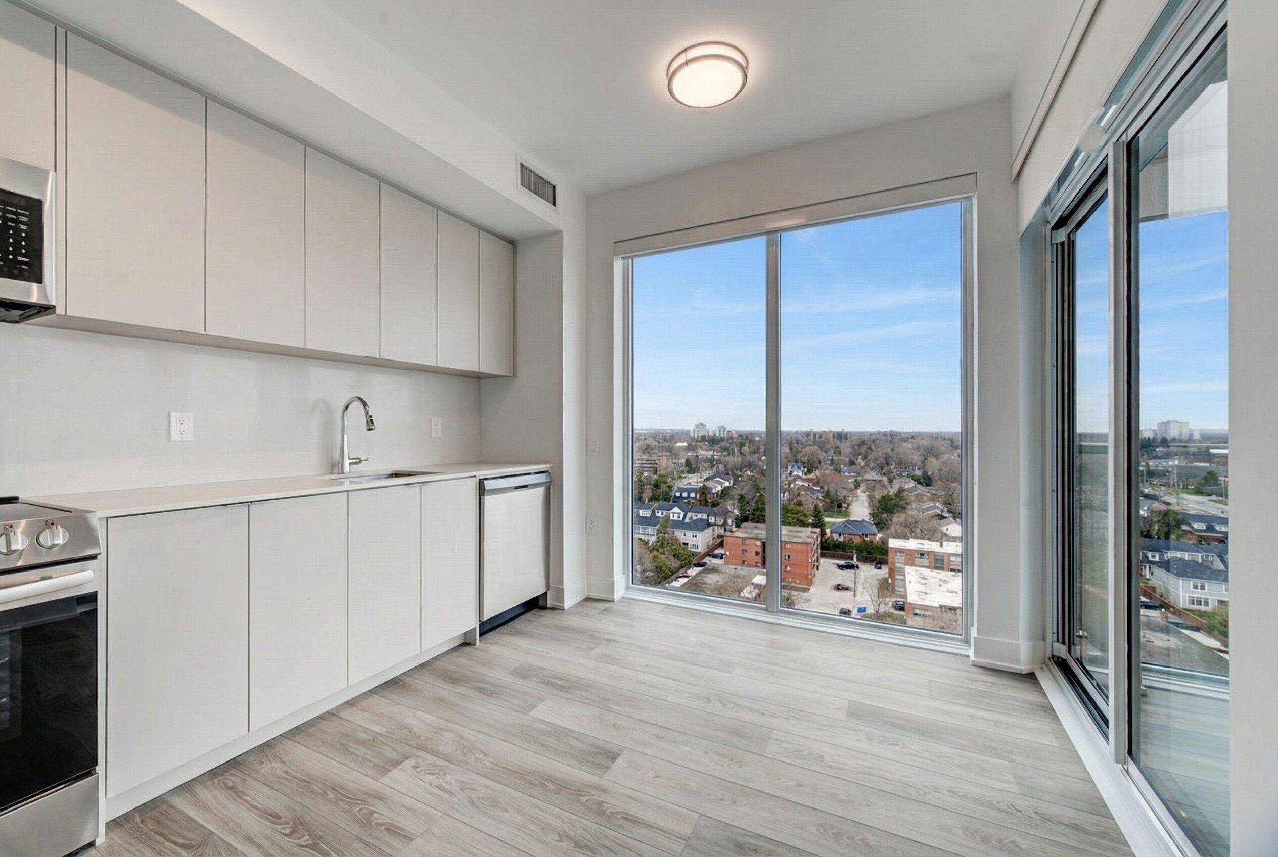 2088 James ST #1205, Burlington, ON L7R 0H2