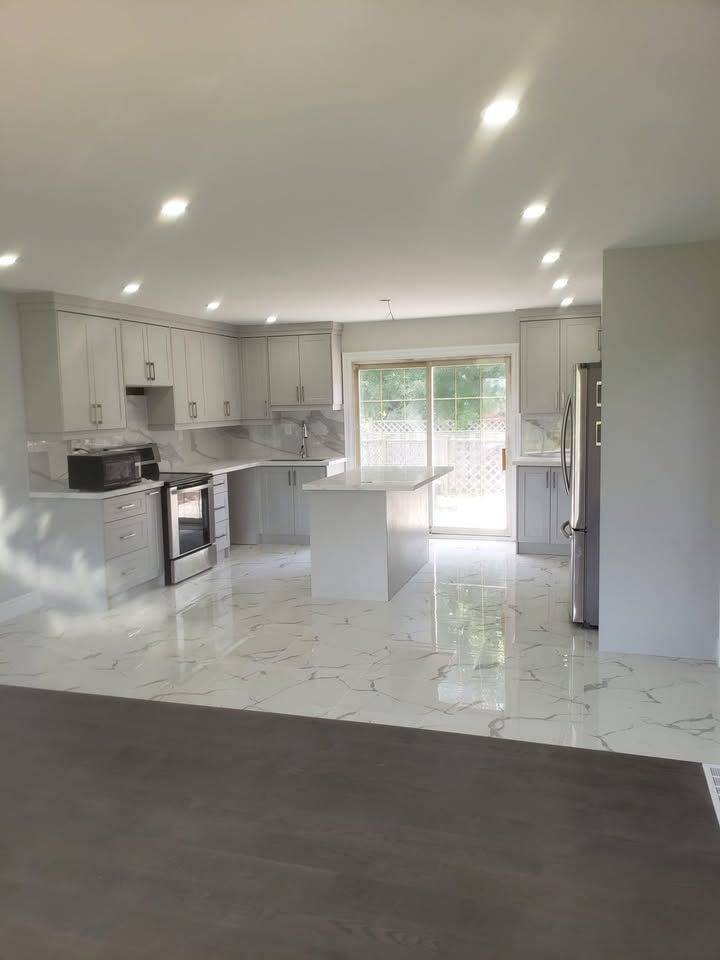 9843 HWY 7 HWY, Halton Hills, ON L7J 2L8