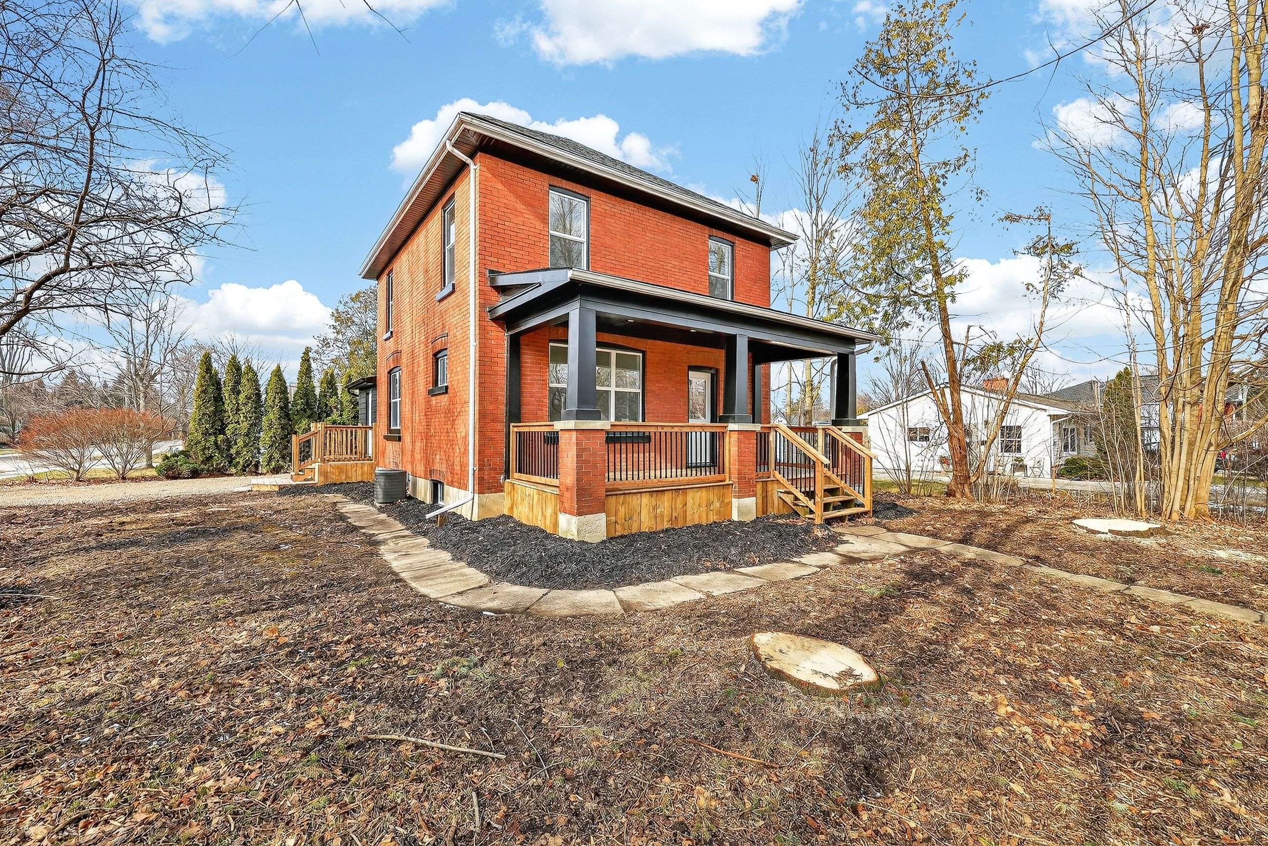 394 Wellington ST, Ingersoll, ON N5C 1T6