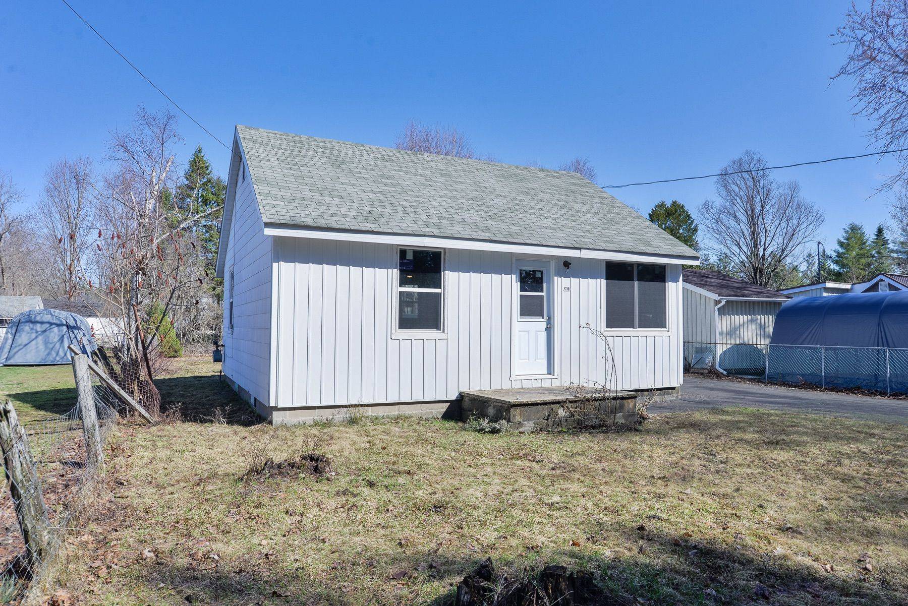 530 Pinedale RD, Gravenhurst, ON P1P 1M1